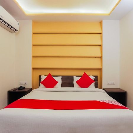 Hotel OYO 75386 Abhi Residency Delhi  Esterno foto