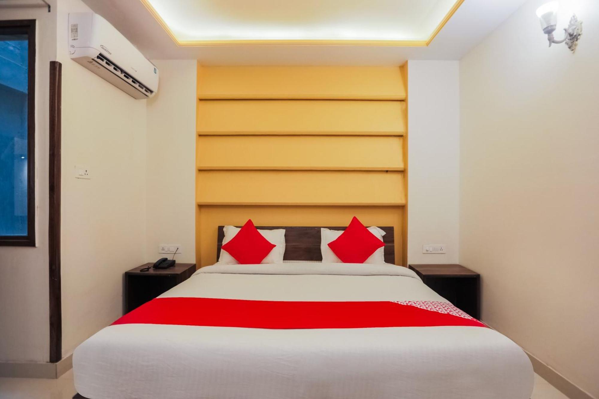Hotel OYO 75386 Abhi Residency Delhi  Esterno foto