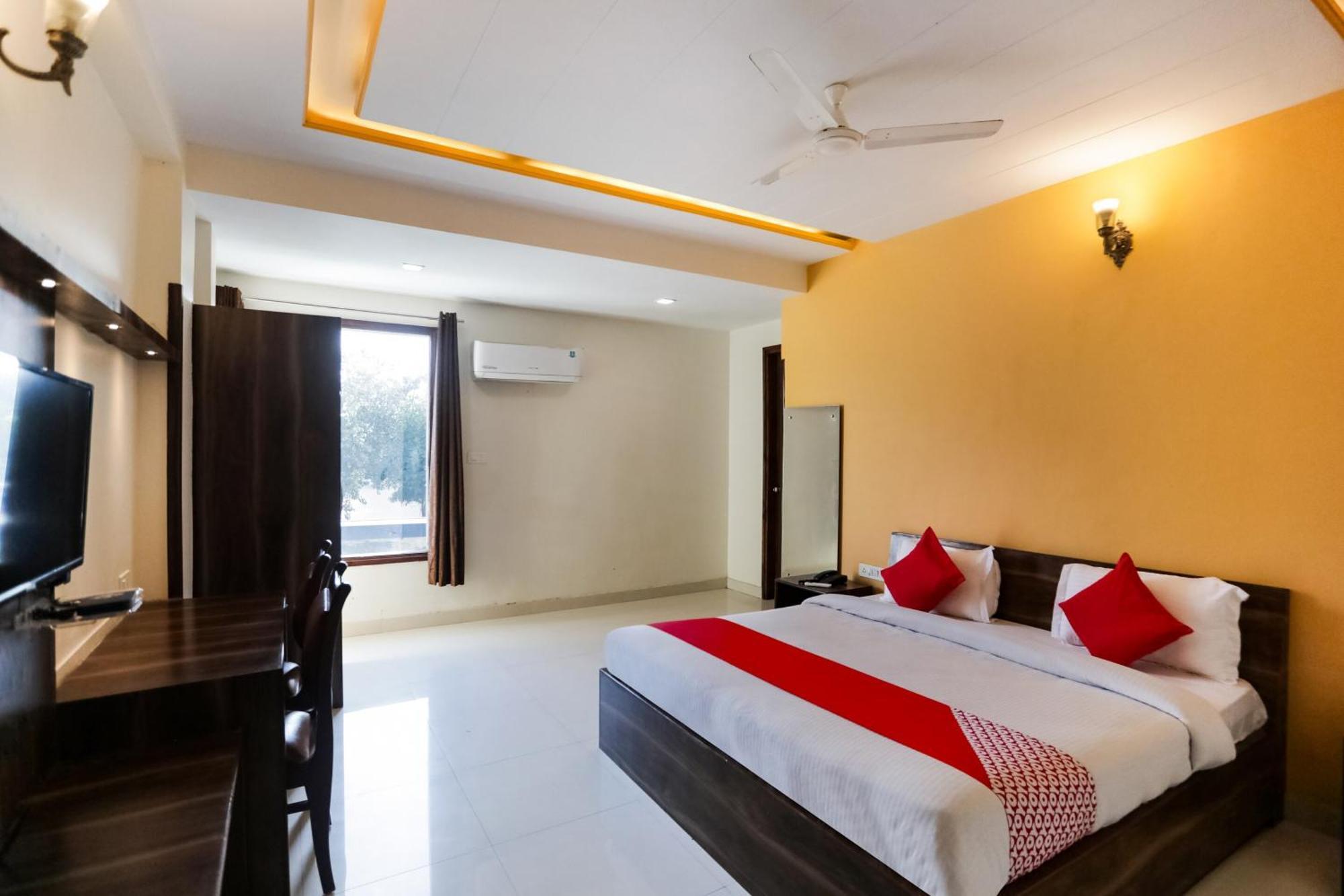 Hotel OYO 75386 Abhi Residency Delhi  Esterno foto